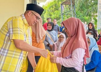 Ratusan Warga Terima Paket Sembako dari Kemas Faried Jelang Lebaran 1447 H