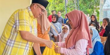 Ratusan Warga Terima Paket Sembako dari Kemas Faried Jelang Lebaran 1447 H