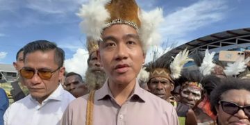 Gibran Turun Langsung ke Asmat, Janjikan Rumah Sakit Baru dan Ubah Skema Program Makan Bergizi Gratis