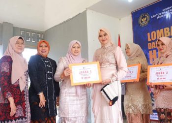 Wakil Ketua TP-PKK Kabupaten Muaro Jambi Novi astrianti Hadiri Peringatan Hari Ibu